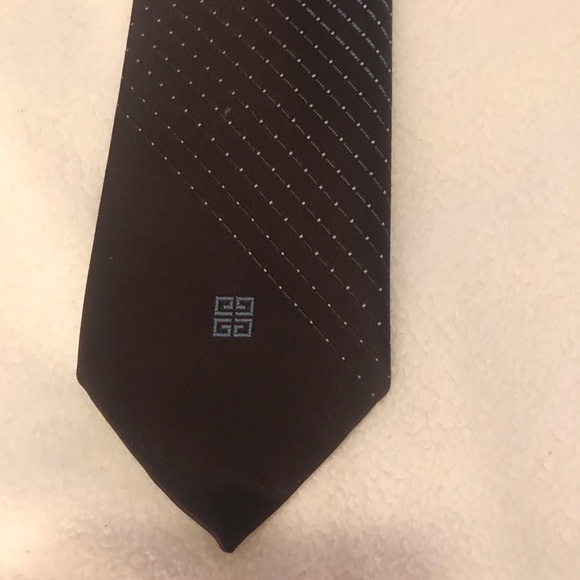GIVENCHY Gentleman Paris Extra Long Tie - Picture 2 of 6